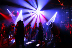 Soirées thématiques clef en main pour bars et discothèques